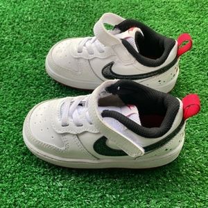 Nike Air Force 1 (Girls) White & Hot Pink w/ Black Swoosh